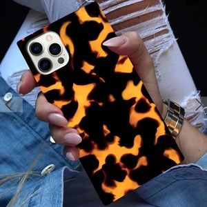 Flaunt iPhone 11 Case - Tortoise Shell